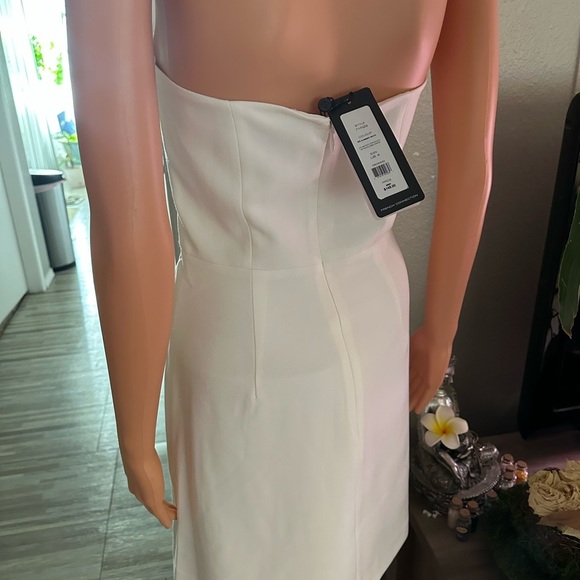 FRENCH CONNECTION
Whisper Organza Strapless Dress - Picture 7 of 8